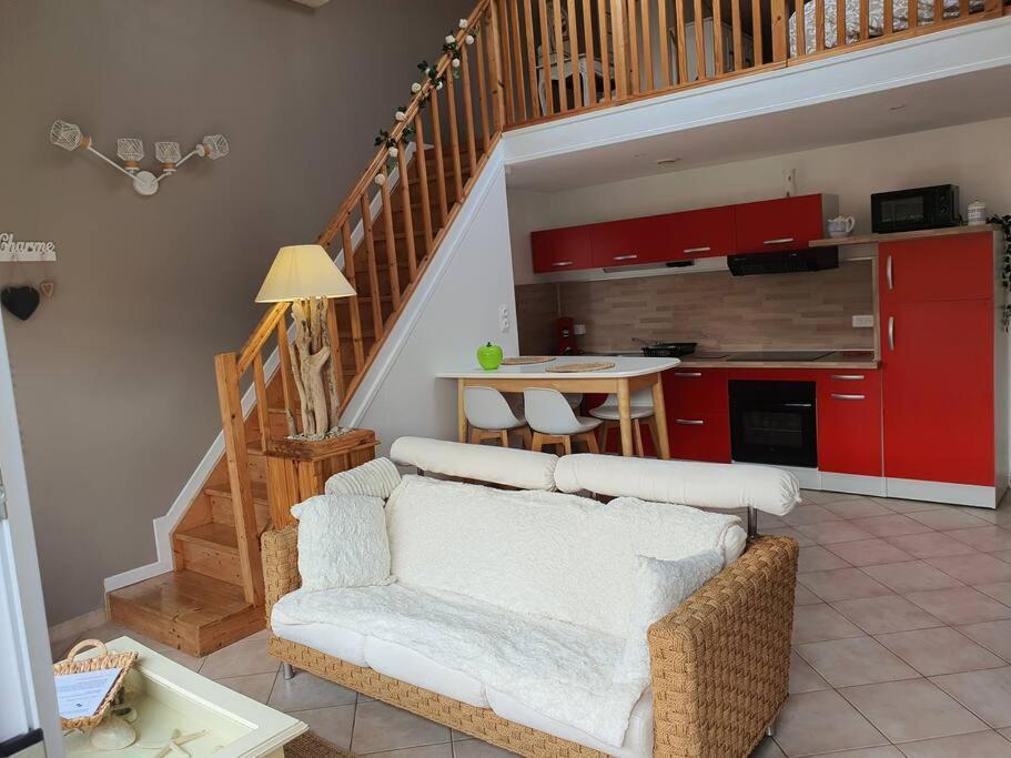 Charmante Maison 1 Chambre Avec Terrasse N'1 エキアン・プラージュ エクステリア 写真