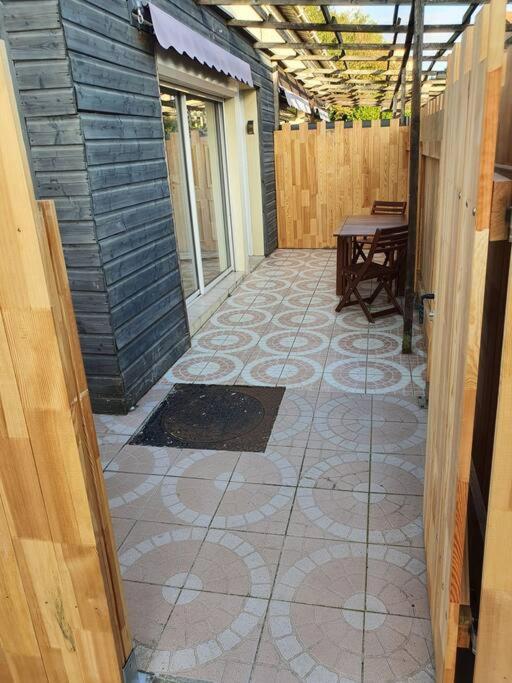 Charmante Maison 1 Chambre Avec Terrasse N'1 エキアン・プラージュ エクステリア 写真